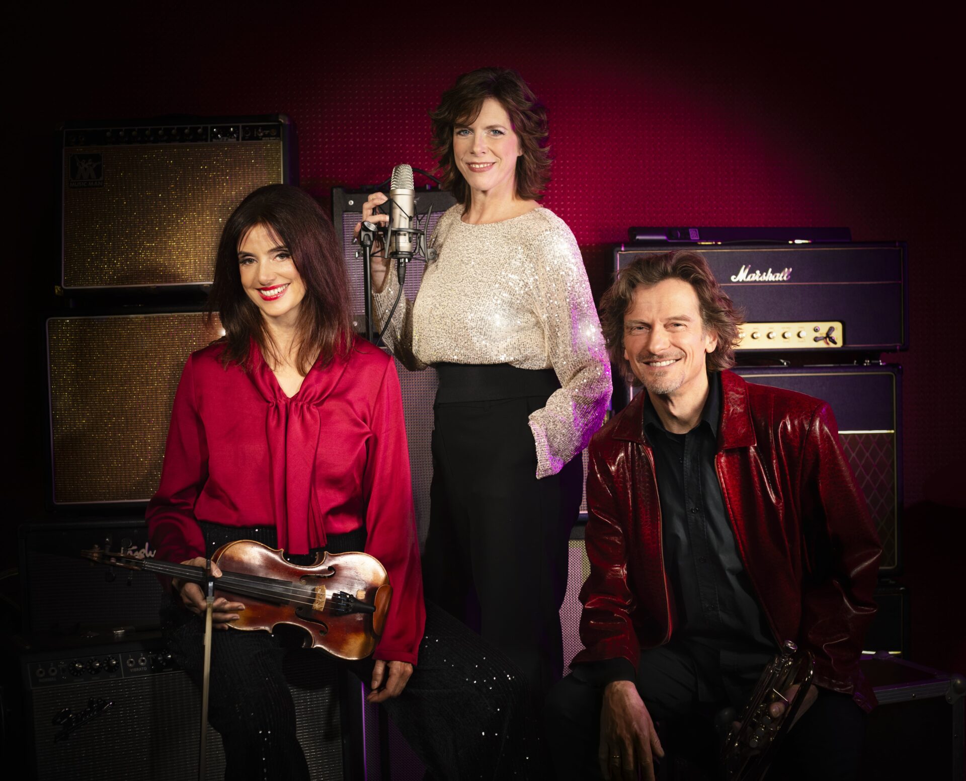 Her Song Icons Pressefoto x